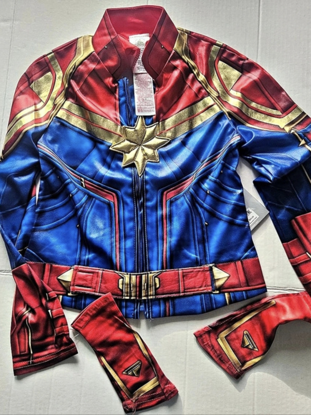 Disney Captain Marvel costume Girls 7/8 NWT Blue & Red Superhero Costume